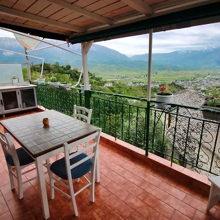 Elisa * Gjirokaster